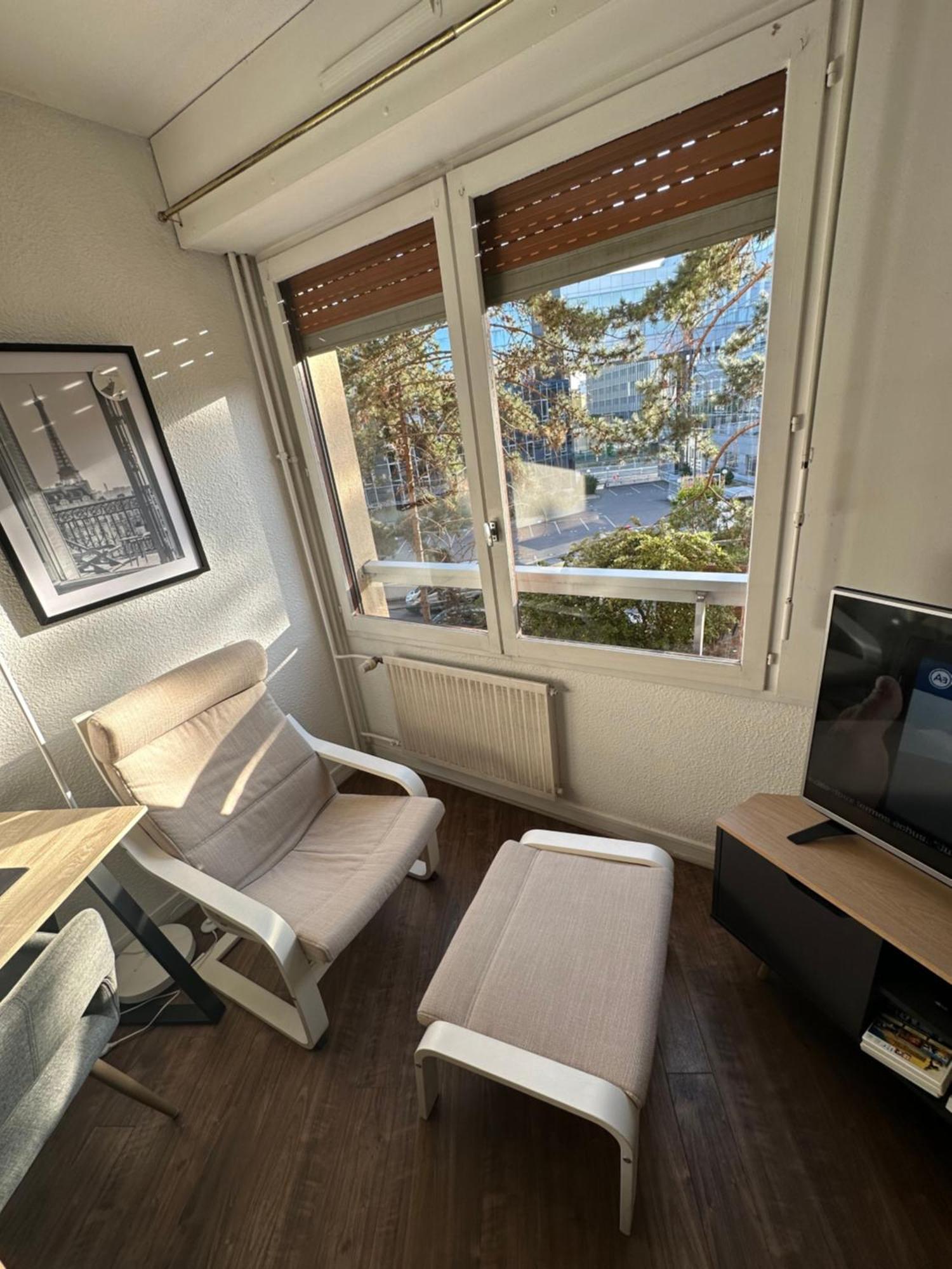 Studio Elegant A Cergy Eksteriør bilde