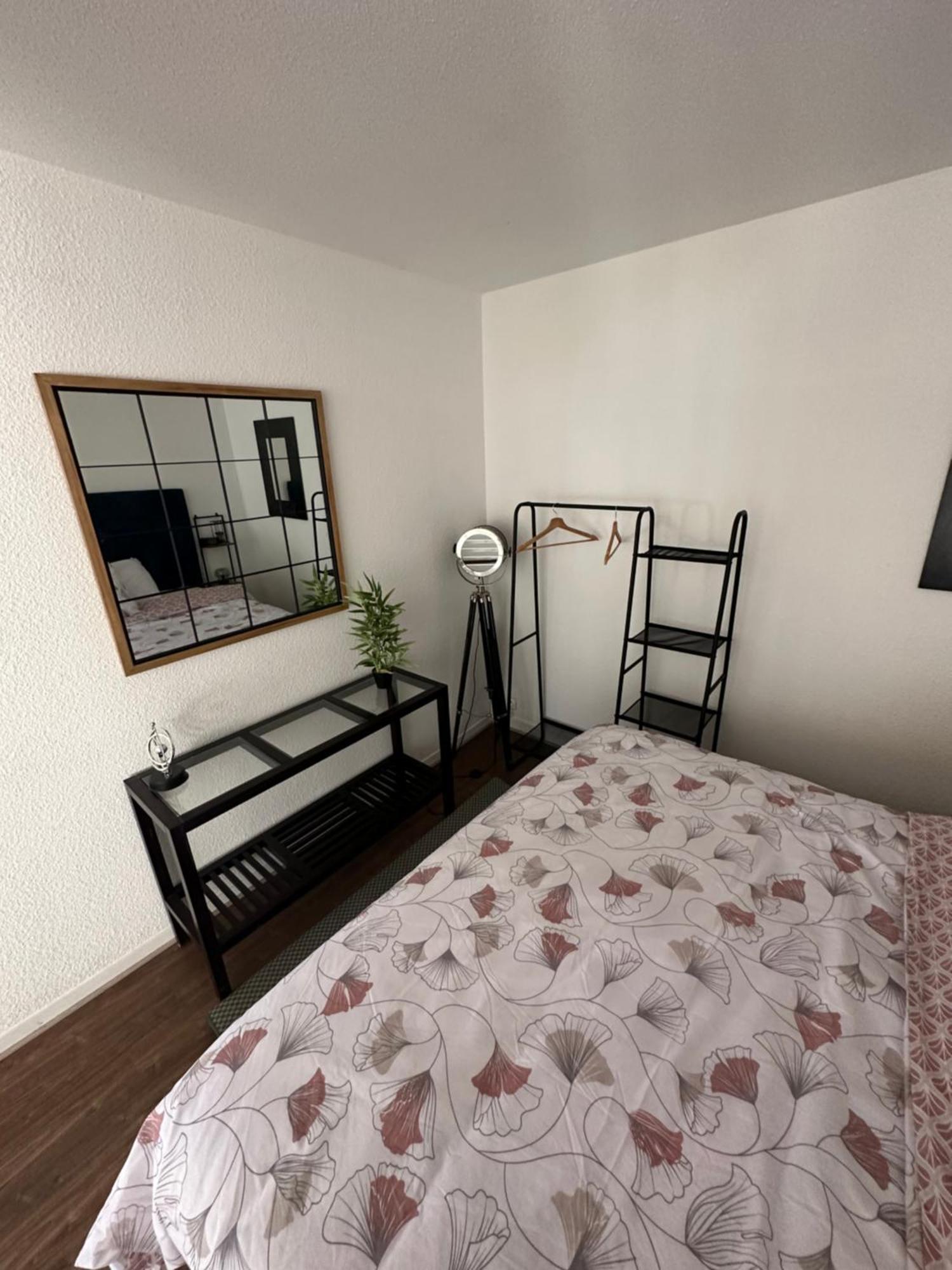 Studio Elegant A Cergy Eksteriør bilde